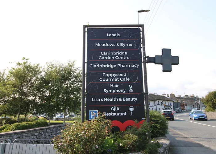 The On Wild Atlantic Way Clarinbridge Village